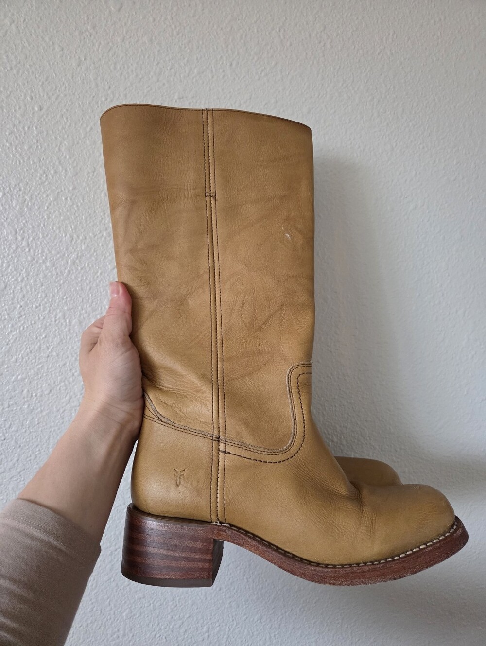 Frye CAMPUS 14L Banana Leather Heeled Boots
